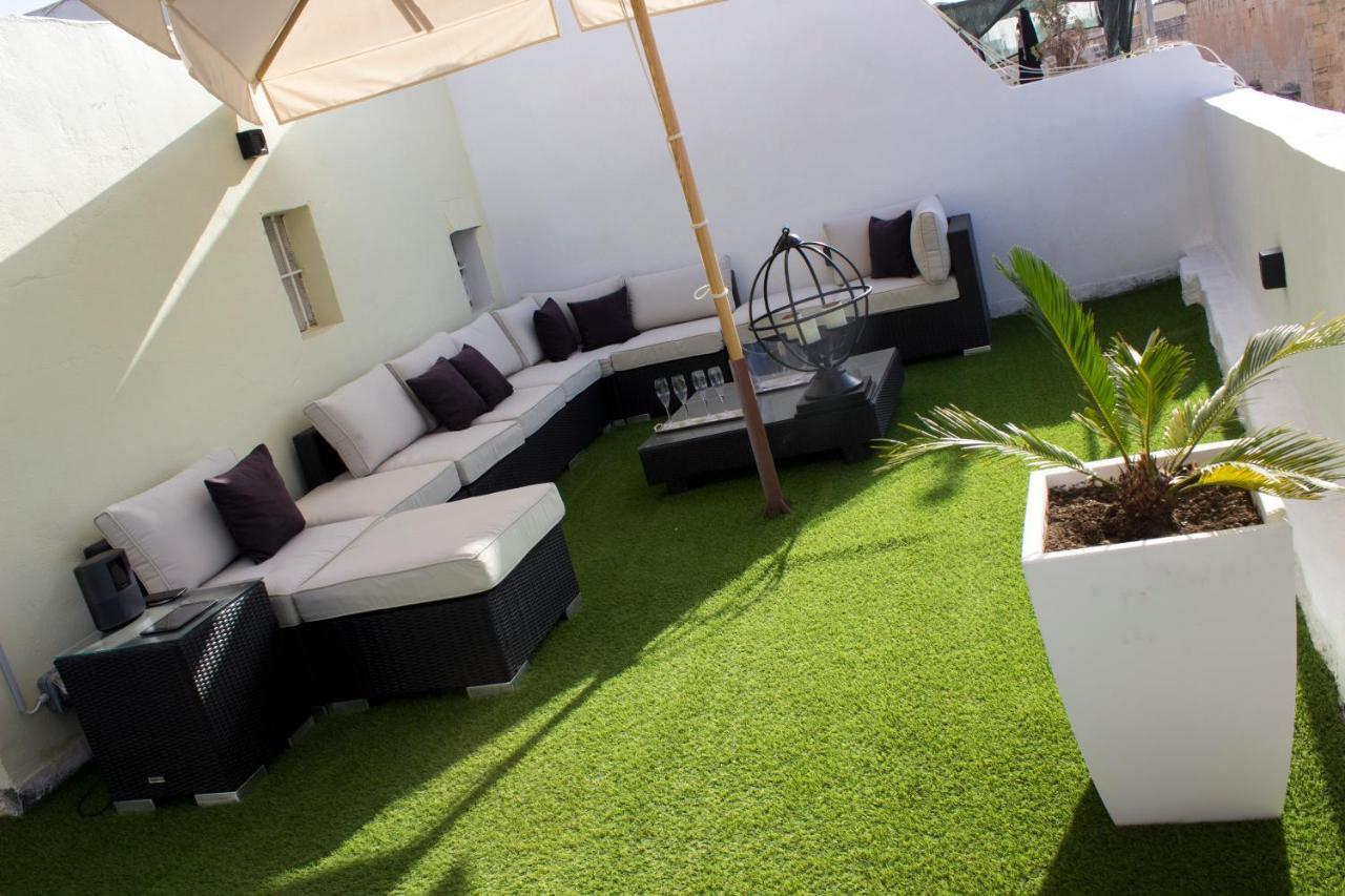 Bebirgu Palazzino Luxury 2 Jacuzzi To Share Apartment Exterior photo